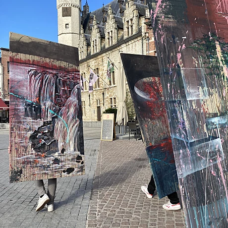 Art photo Walking Paintings Parade/IMG_2959_z21igg